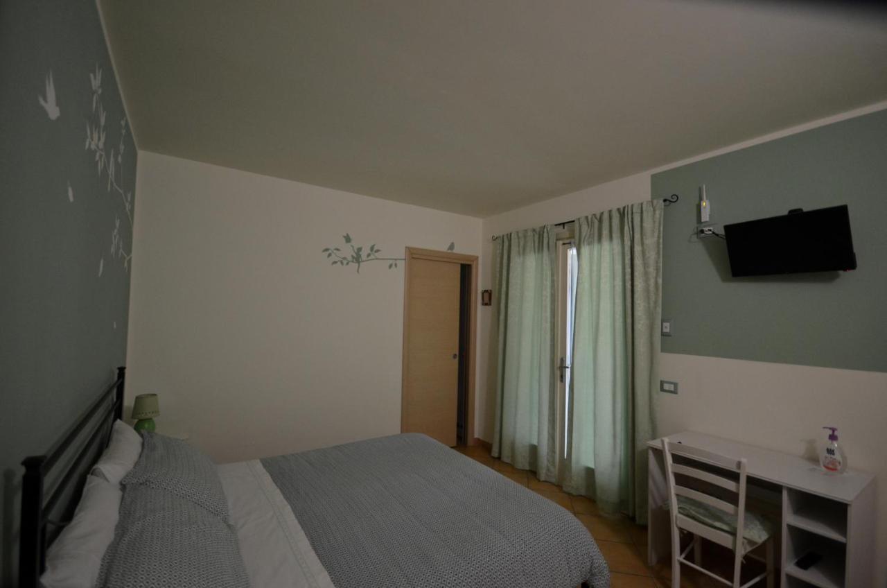 Bed and Breakfast Bb Il Grande Salice Bike Friends Ponti sul Mincio Zewnętrze zdjęcie