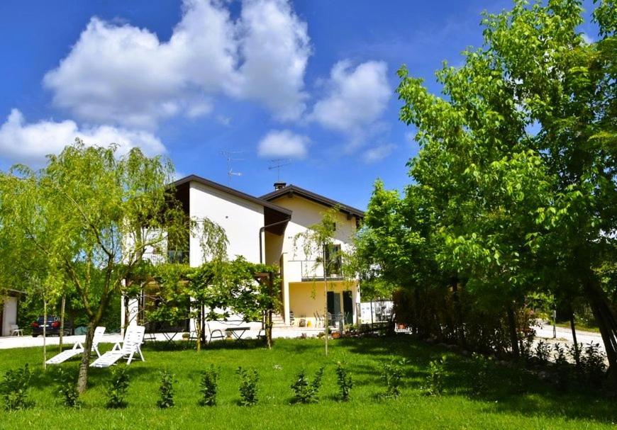 Bed and Breakfast Bb Il Grande Salice Bike Friends Ponti sul Mincio Zewnętrze zdjęcie