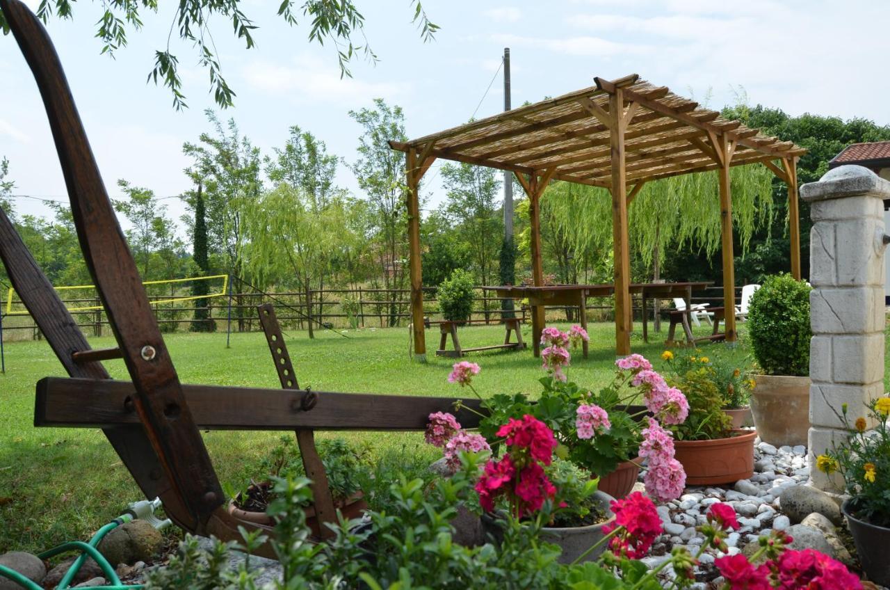 Bed and Breakfast Bb Il Grande Salice Bike Friends Ponti sul Mincio Zewnętrze zdjęcie